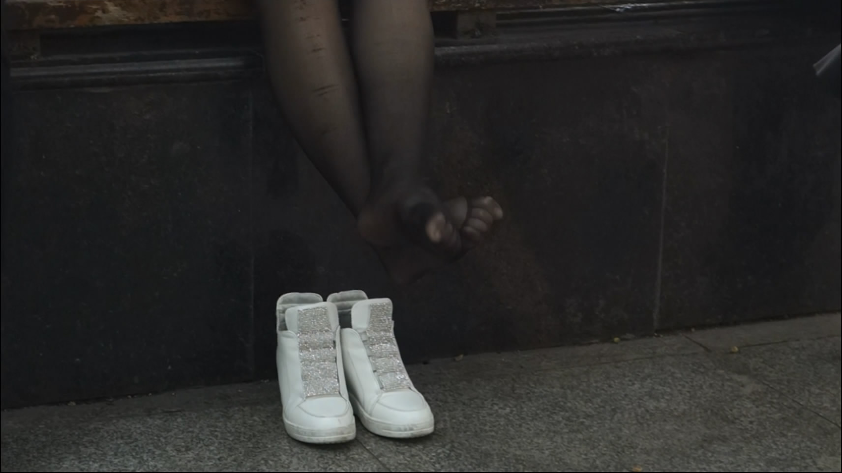 streetsnapnylon[00 00 24][20181203 234122 2]